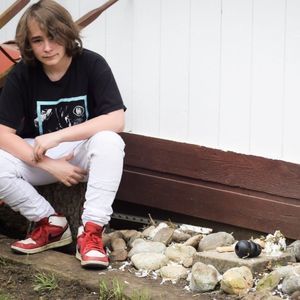 Meet your Posher, Devin